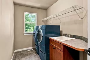816 124th St Ct E, Tacoma, WA 98445 - Photo 15