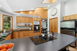 14818 NE 198th St, Woodinville, WA 98072 - Photo 9