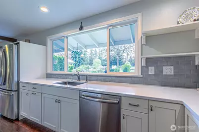 14229 SE 165th Place, Renton, WA 98058 - Photo 13