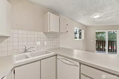 10321 E Main Avenue #202, Spokane Valley, WA 99206 - Photo 11