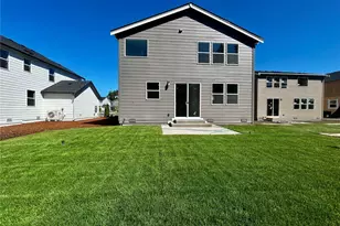 722 129th St E, Tacoma, WA 98445 - Photo 3