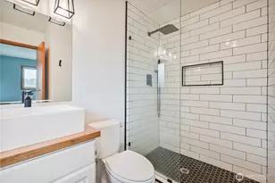 2337 W Hills Dr, Longview, WA 98632 - Photo 13