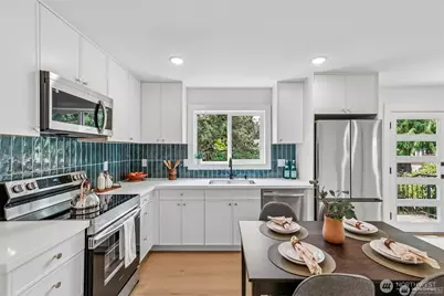 13240 3rd Avenue NW, Seattle, WA 98177 - Photo 7