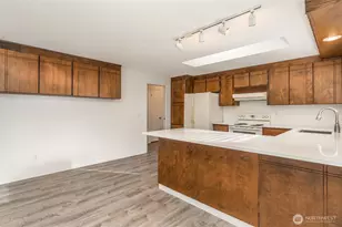 12707 89th Pl NE, Kirkland, WA 98034 - Photo 11
