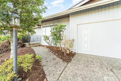 12707 89th Place NE, Kirkland, WA 98034 - Photo 3
