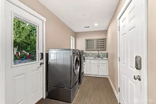 5508 S Bay Terrace Dr NE, Olympia, WA 98516 - Photo 25