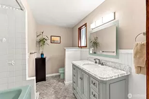 5508 S Bay Terrace Dr NE, Olympia, WA 98516 - Photo 15
