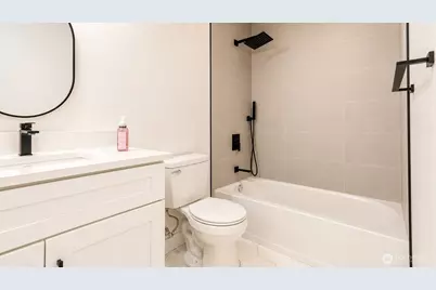 11232 1st Avenue S, Seattle, WA 98168 - Photo 13