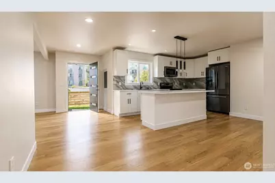 11232 1st Avenue S, Seattle, WA 98168 - Photo 7
