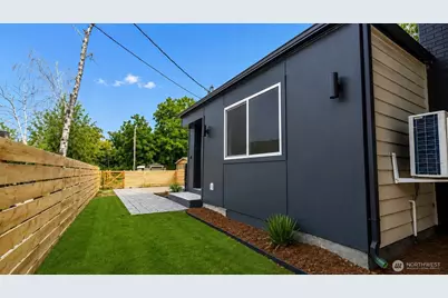11232 1st Avenue S, Seattle, WA 98168 - Photo 29