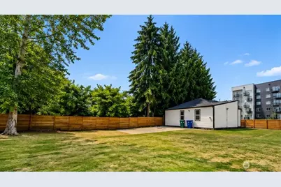 11232 1st Avenue S, Seattle, WA 98168 - Photo 27