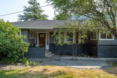 102 E Adams Avenue, Morton, WA 98356 - Photo 1