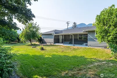 102 E Adams Avenue, Morton, WA 98356 - Photo 35