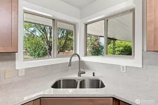 102 E Adams Ave, Morton, WA 98356 - Photo 17