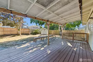 1413 S 276th Pl, Des Moines, WA 98198 - Photo 21