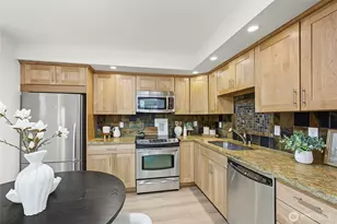 4116 California Ave SW, Seattle, WA 98116 - Photo 9