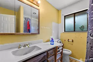 302 115th St E, Tacoma, WA 98445 - Photo 19