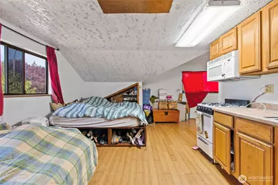 302 115th Street E, Tacoma, WA 98445 - Photo 15