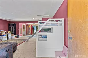 302 115th St E, Tacoma, WA 98445 - Photo 5