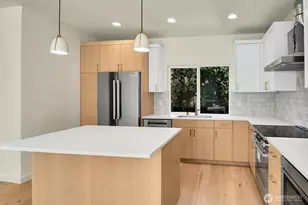 2606 NW 62nd St, Seattle, WA 98107 - Photo 3