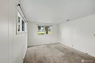 2101 S 324th St, Federal Way, WA 98003 - Photo 11