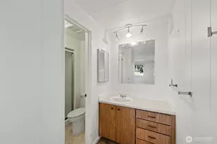 2101 S 324th St, Federal Way, WA 98003 - Photo 13