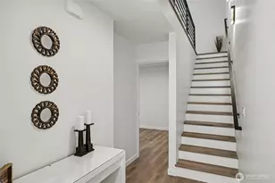 7776 Highland Park Wy SW, Seattle, WA 98106 - Photo 3