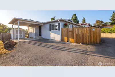 4131 21st Avenue SW, Seattle, WA 98106 - Photo 3