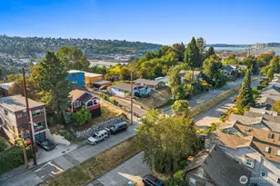 4131 21st Ave SW, Seattle, WA 98106 - Photo 27