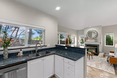 401 S 51st Court, Renton, WA 98055 - Photo 15