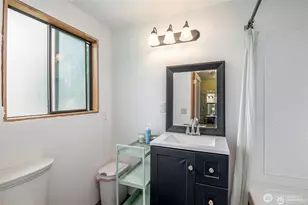 406 E Madrona Dr, Lakebay, WA 98349 - Photo 19