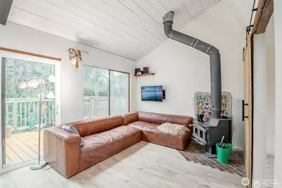406 E Madrona Drive, Lakebay, WA 98349 - Photo 9