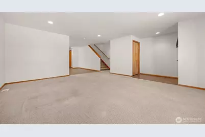 938 Quinn Avenue, Marysville, WA 98270 - Photo 5