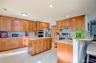 4651 Nooksack Loop, Mount Vernon, WA 98273 - Photo 11