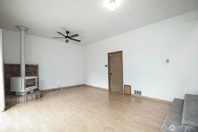 10610 4th Drive SE, Everett, WA 98208 - Photo 11