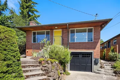 2502 NE 68th Street, Seattle, WA 98115 - Photo 1