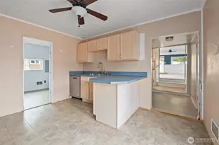 1720 2nd St, Cosmopolis, WA 98537 - Photo 9