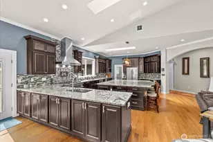 6207 184th Ave E, Bonney Lake, WA 98391 - Photo 11