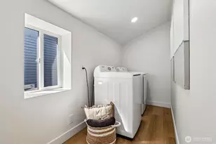 4205 34th Ave S, Seattle, WA 98118 - Photo 23