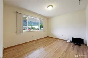 102 W Adams Ave, Morton, WA 98356 - Photo 11
