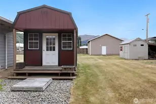 102 W Adams Ave, Morton, WA 98356 - Photo 31