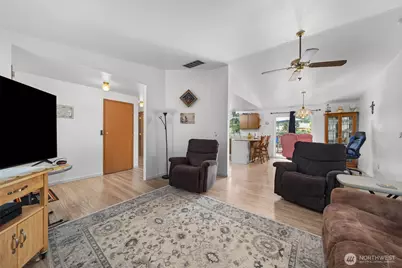 20608 116th Street Ct. E, Bonney Lake, WA 98391 - Photo 3