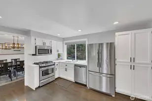 4417 Somerset Ln, Kent, WA 98032 - Photo 9