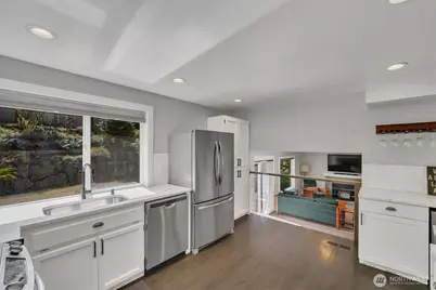 4417 Somerset Lane, Kent, WA 98032 - Photo 11