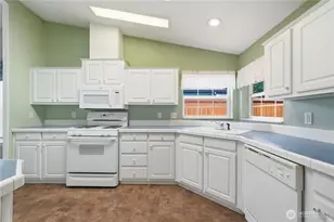 1908 177th Street Ct E, Spanaway, WA 98387 - Photo 13