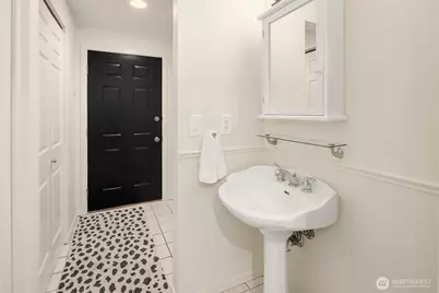 1915 42nd Avenue E #3, Seattle, WA 98112 - Photo 19