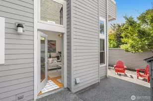 1915 42nd Ave E, Seattle, WA 98112 - Photo 23
