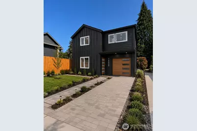 513 N 122nd Street, Seattle, WA 98133 - Photo 1