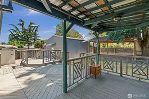 2205 Ocean Beach Hwy, Longview, WA 98632 - Photo 31