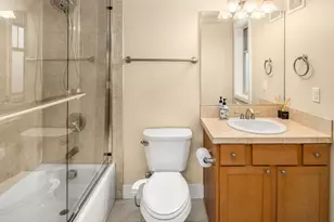 5712 17th Ave NW, Seattle, WA 98107 - Photo 17